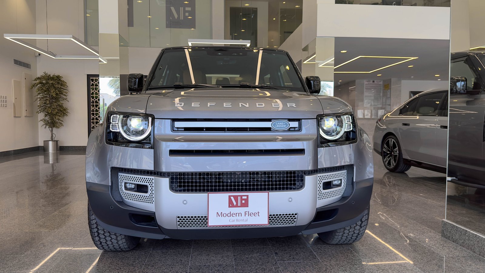 Land Rover Defender 90 2023